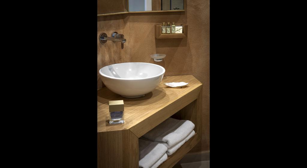 Petra Aparthotel 3*